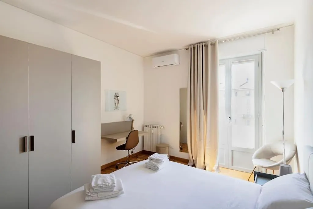 Da Vinci House Apartment Milan Italy